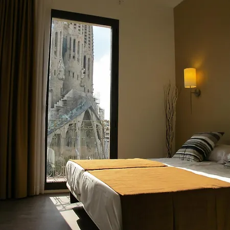 Barcelona4Seasons - Sagrada Familia Apartment Exterior photo